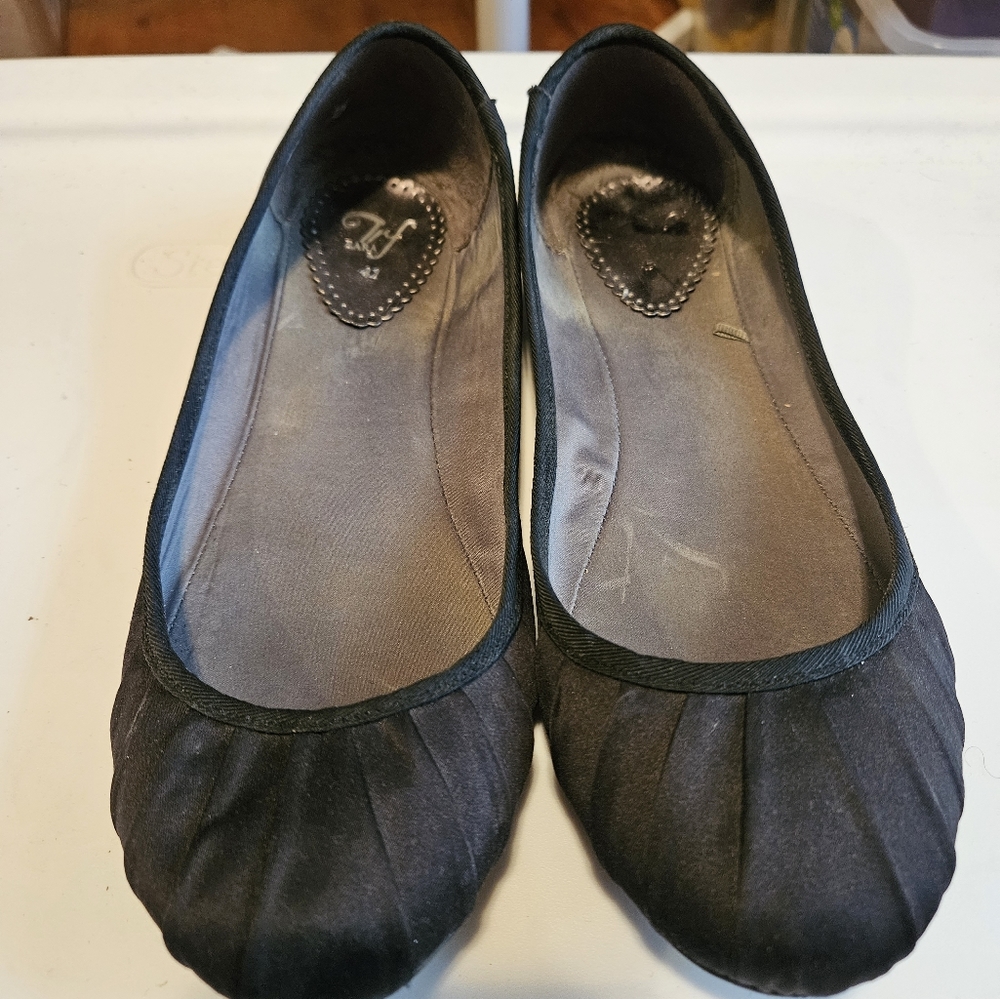 Women's flats